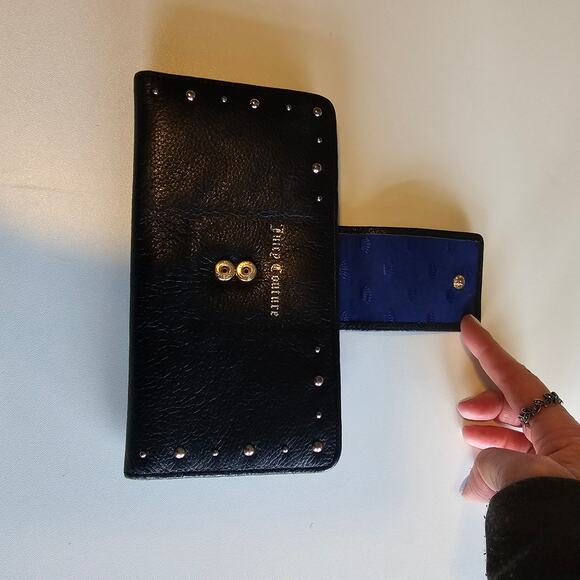 Juicy Couture Studded Black Leather Wallet - Picture 8 of 9